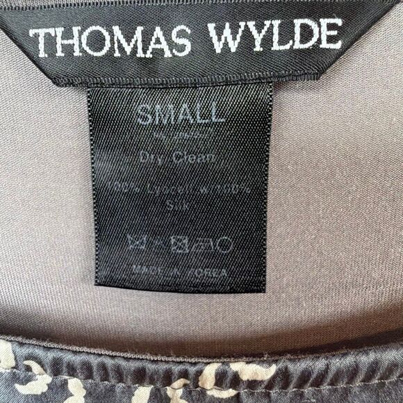 Thomas Wylde Scull Graphic Long Sleeve Oversized Tunic Silk Dress – Gray S /M (0 - Picture 14 of 14